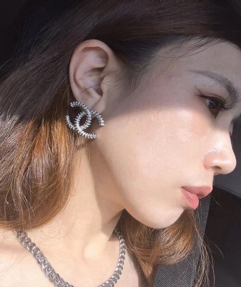 Ch**el earrings